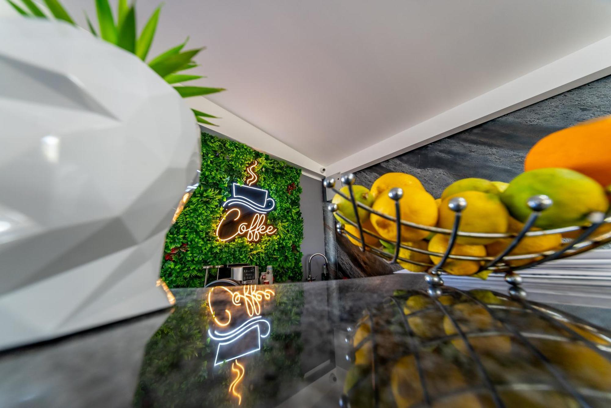 Apartament La Casa Blanca Vladimirescu Zewnętrze zdjęcie