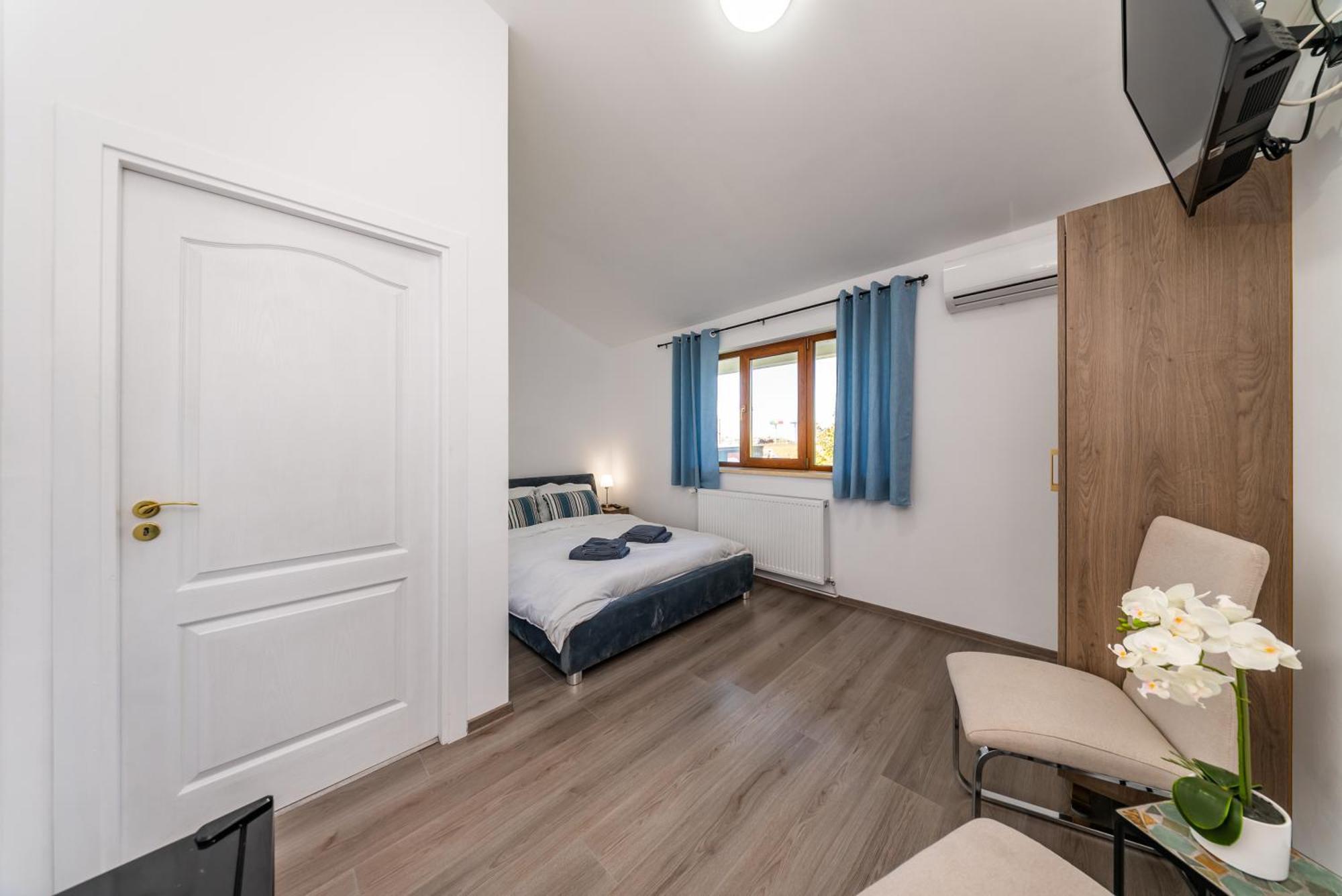 Apartament La Casa Blanca Vladimirescu Zewnętrze zdjęcie